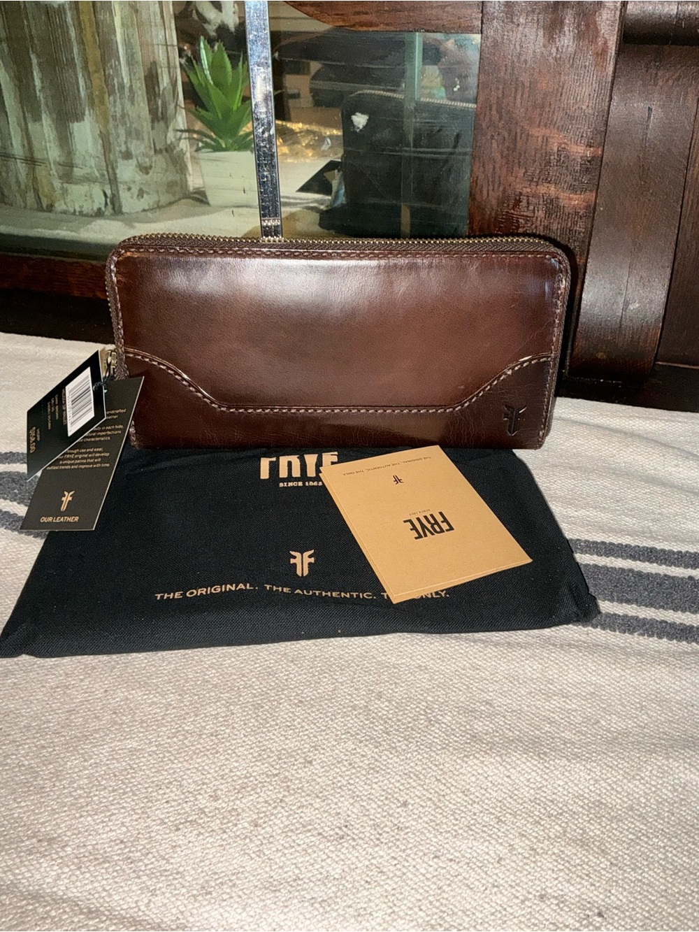 NWT Frye Leather Melissa Zip Around Wallet Dark Brown Retail $158